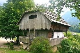 Highly insulated rustic Eco-homes utilising sustainable, locally sourced materials giving warm and comfortable, low maintenance homes with low running costs and low carbon footprints. Properties can be finished with stone external walls or a mix of stone, wood and paint-rendered walls.